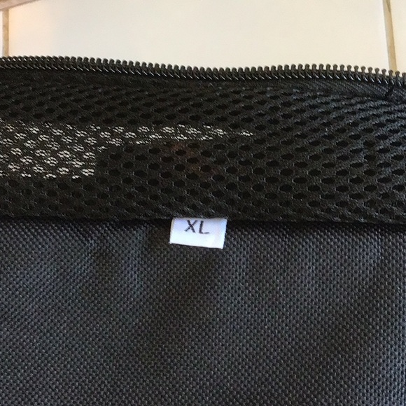 ‘Pawaboo’ Front or Back Pet Carrier Backpack (#7) - Picture 7 of 9